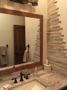 Intriguing wall tilework design in bathroom