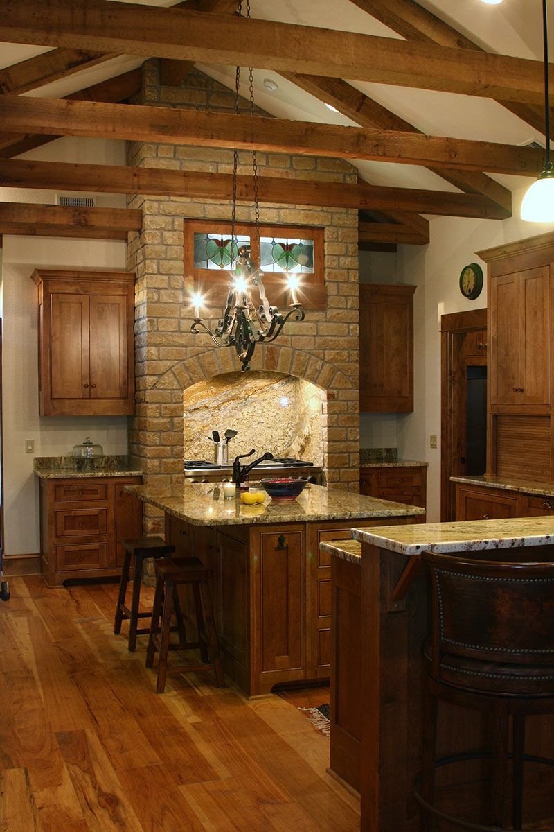 custom kitchen by Bobby Wolfe Construction